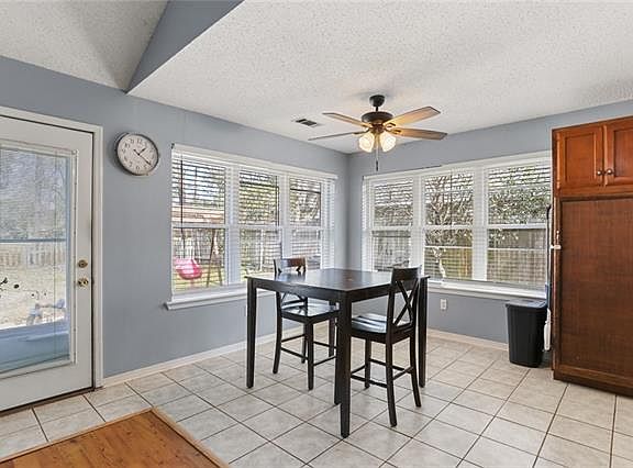 4th image of 542 Driftwood Cir