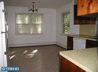 2 Crusher Rd, Hopewell, NJ 08525