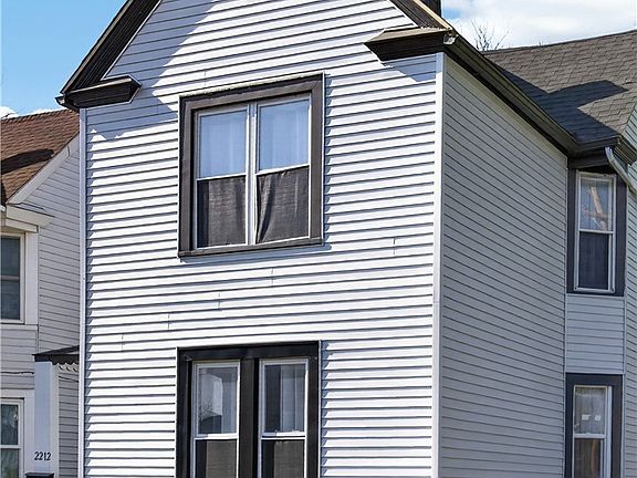 2nd image of 2212 Selzer Ave