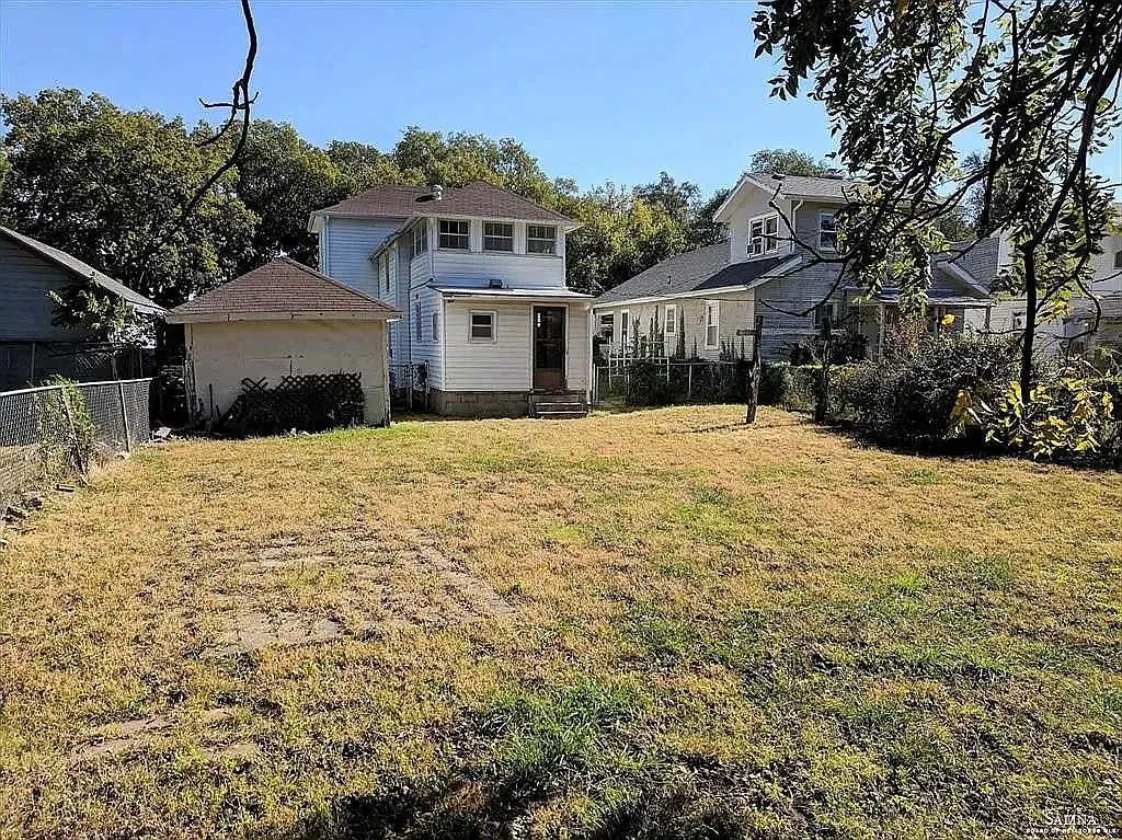 3 bed, 1626 sqft, $1,448 — Photo 4