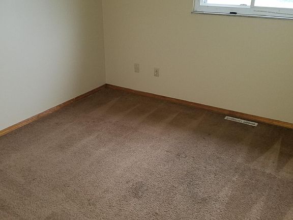 1st bedroom