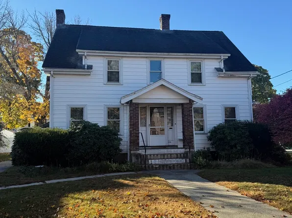 688 Great Plain Ave, Needham, MA 02492