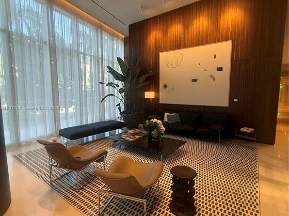 1400 Biscayne Blvd #209, Miami, FL 33132