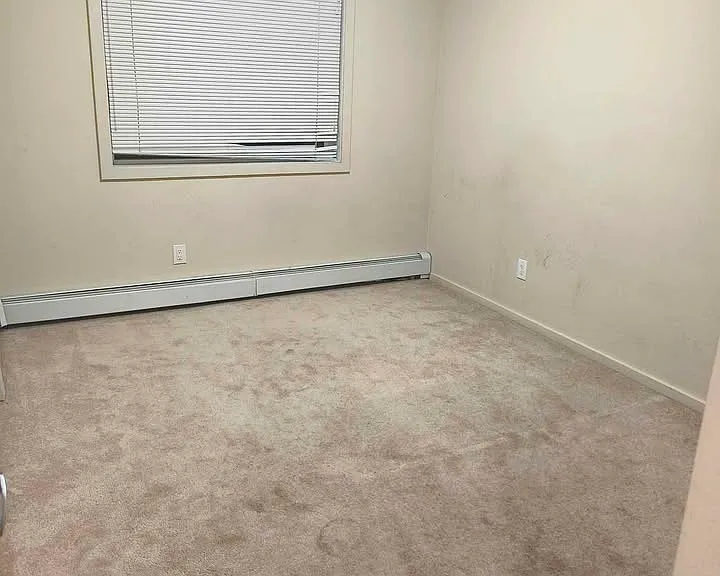 3357 16a Ave NW #215 — Photo 3