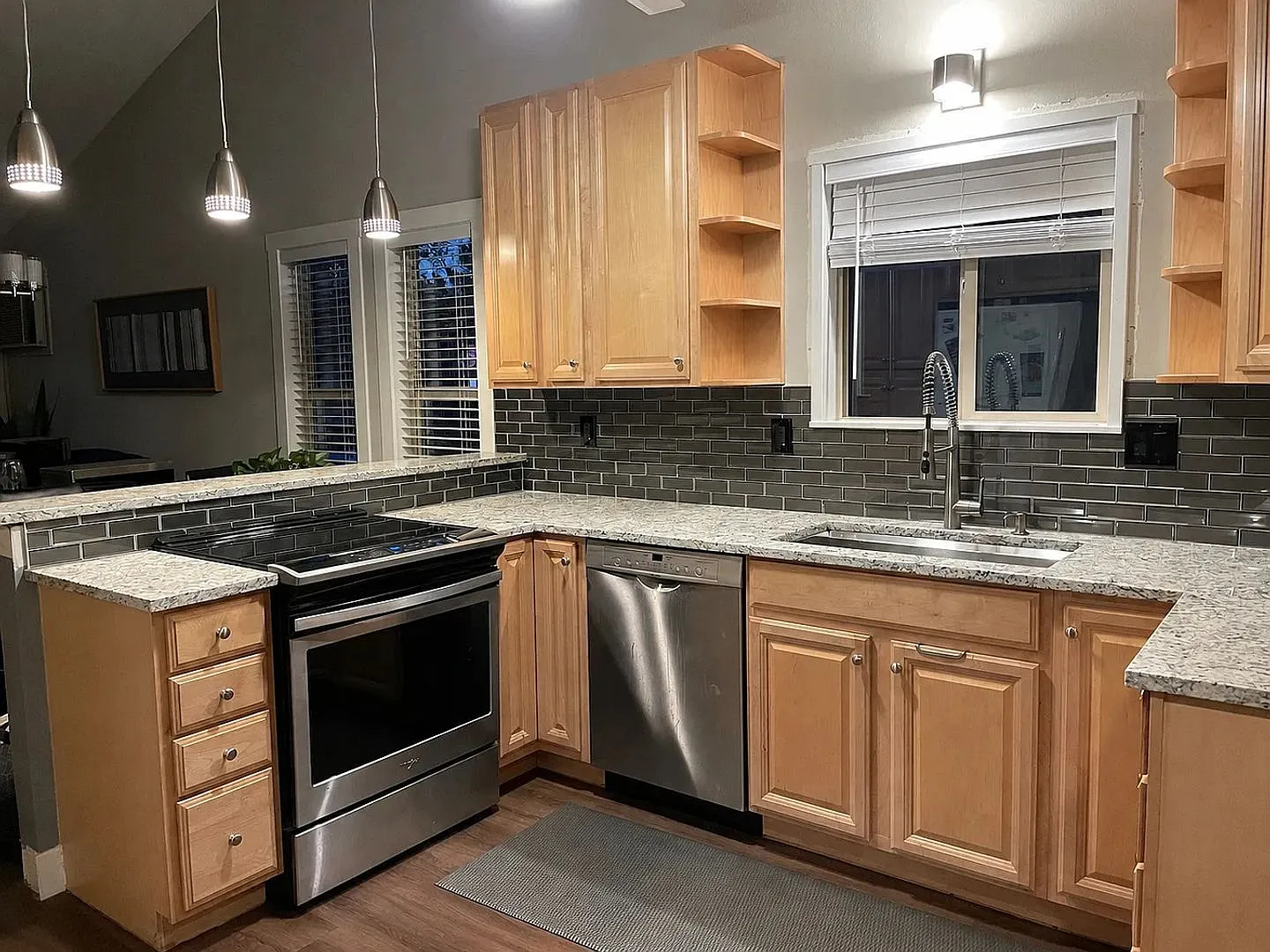 Rare 2,500 sq ft End-Unit Townhome in Central Boulder with a Spacious & Flexible Layout — Photo 2