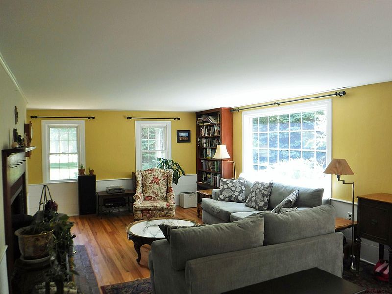 5th image of 540 NEW SALEM Road