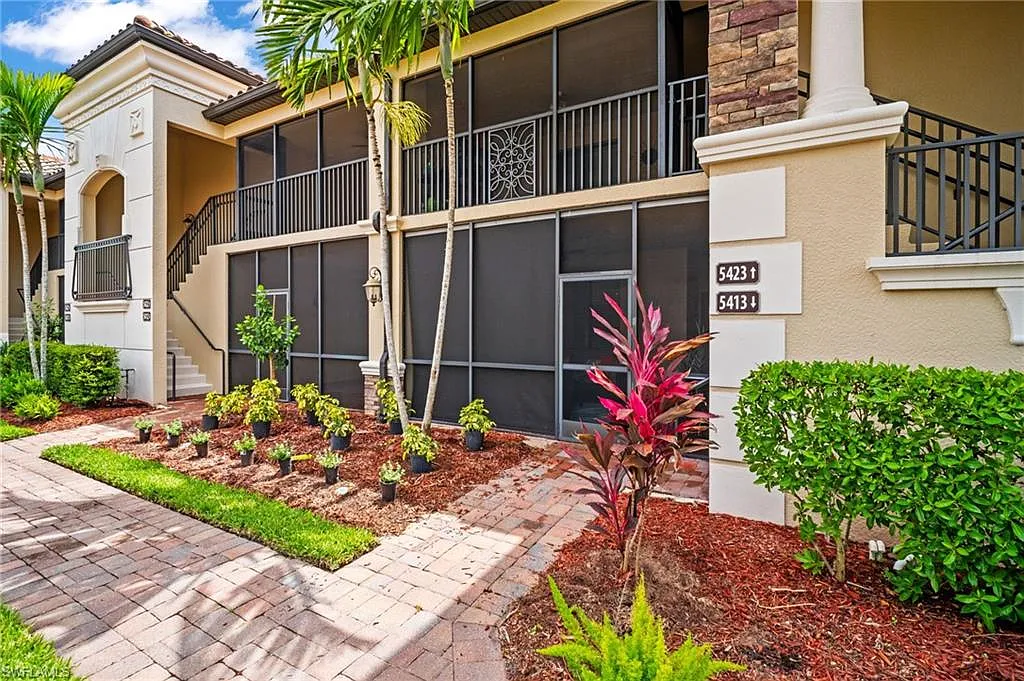 2 bed, 2.0 bath, 1344 sqft, $8,500 — Photo 1