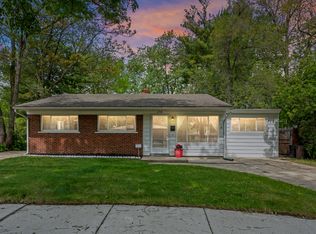21951 Morton St, Oak Park, MI 48237