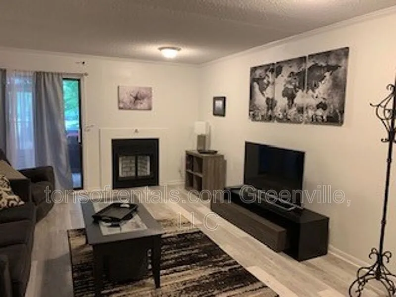 805 Stallings Rd #109