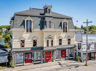 46 Main St, Vinalhaven, ME 04863