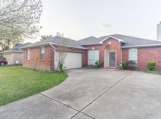 14826 W Bend Dr, Houston, TX 77082