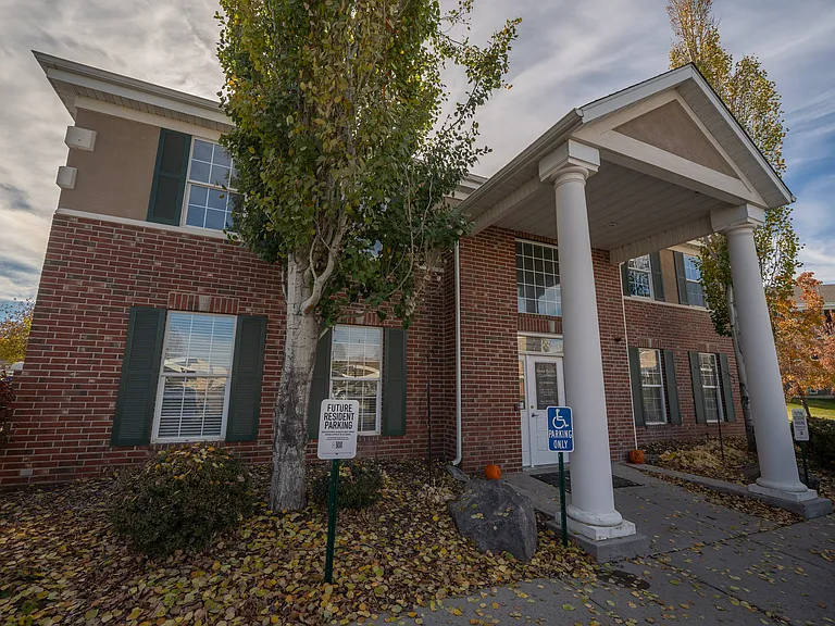 Stone Brook Apartments — Photo 19
