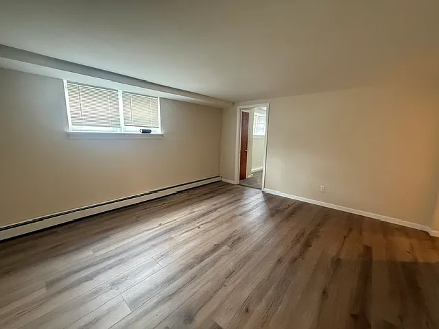 266 Woodside Ave — Photo 4