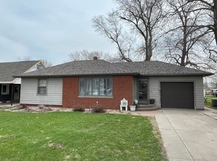 206 S Main St, Tripp, SD 57376