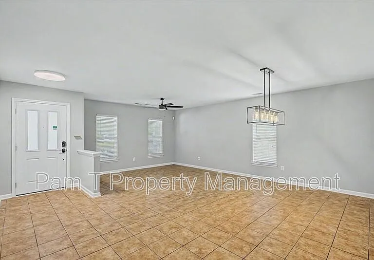 4 Bainbridge Way — Photo 7