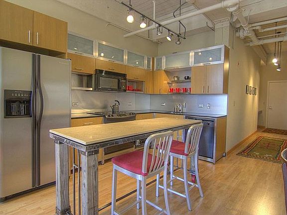 3rd image of 1120 Cliff Ave APT 408