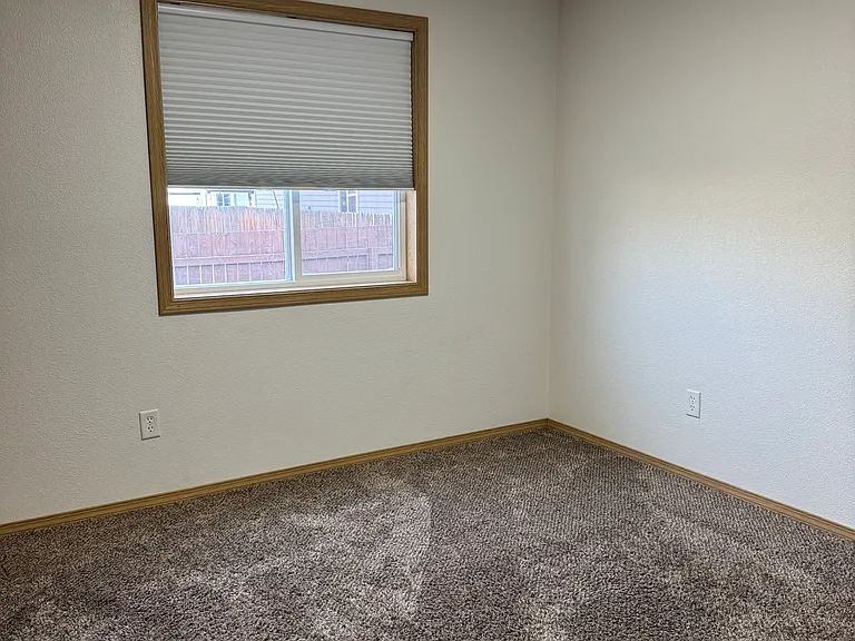 1305 Grape Ln — Photo 10