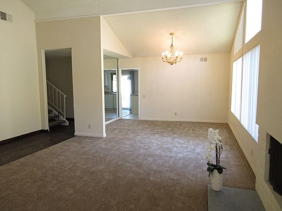 4th image of 1072 S Evenstar Ave