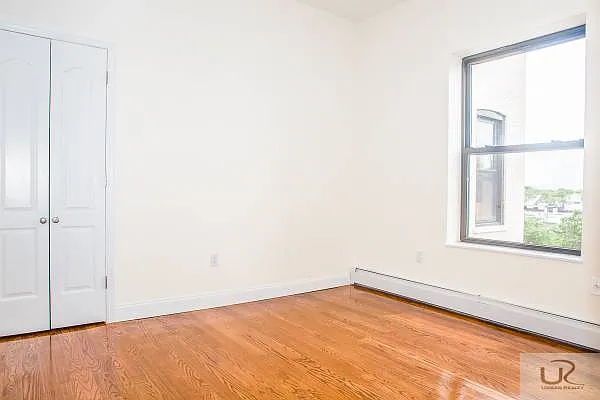 Rented by Compass | media 14