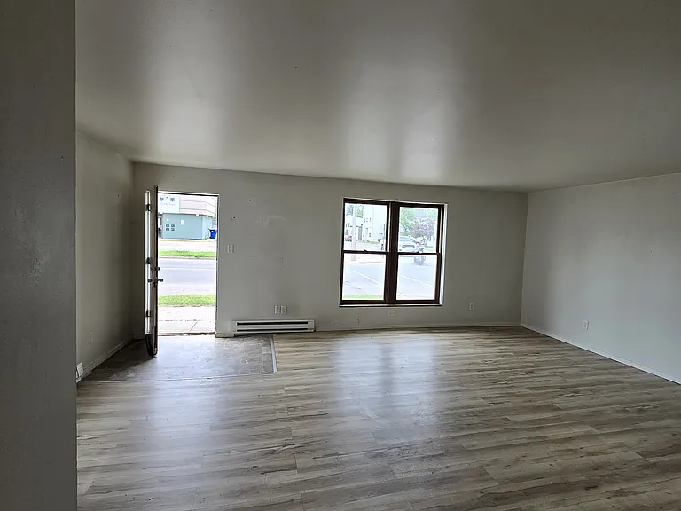 1324 W Main St #A — Photo 13