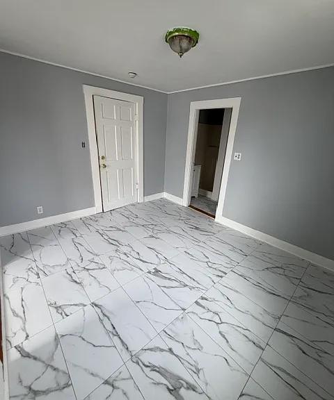589 South St #7 — Photo 5