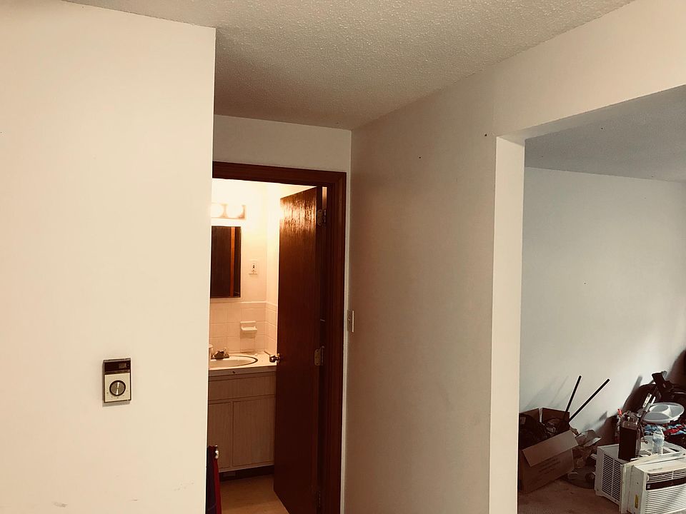 2nd image of 100 Washington St #11