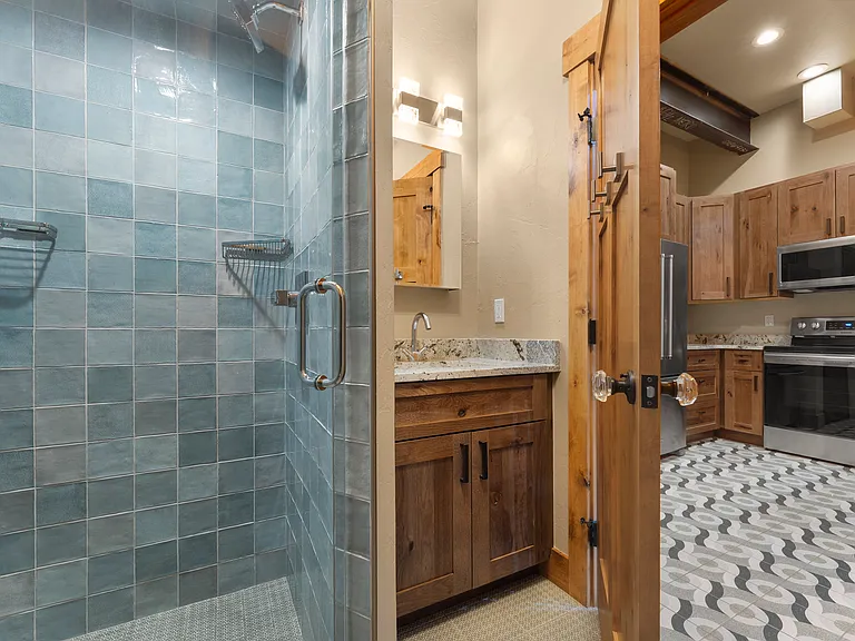 1128 N Grant St #100 — Photo 7