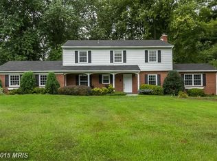 22504 Robin Ct, Laytonsville, MD