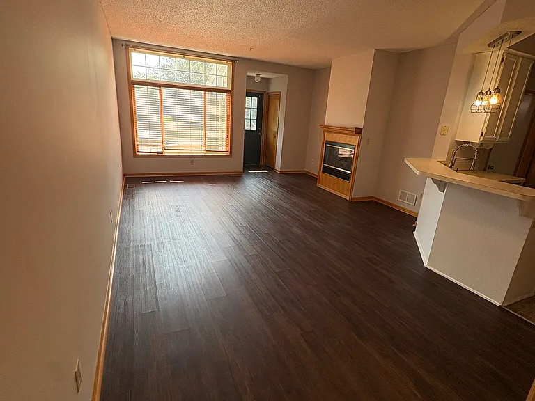 2200 Ranchview Ln N #140 — Photo 9