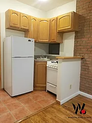 Rented by Warren T Real Estate Corp.