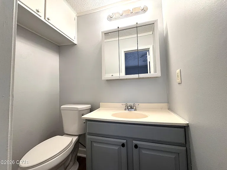 237 Helen Ave #E — Photo 11