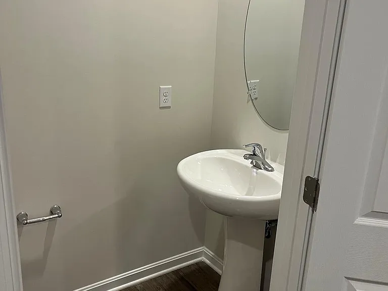 224 Caterpillar Dr — Photo 5