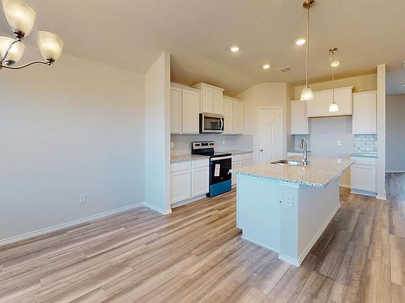 7th image of this home