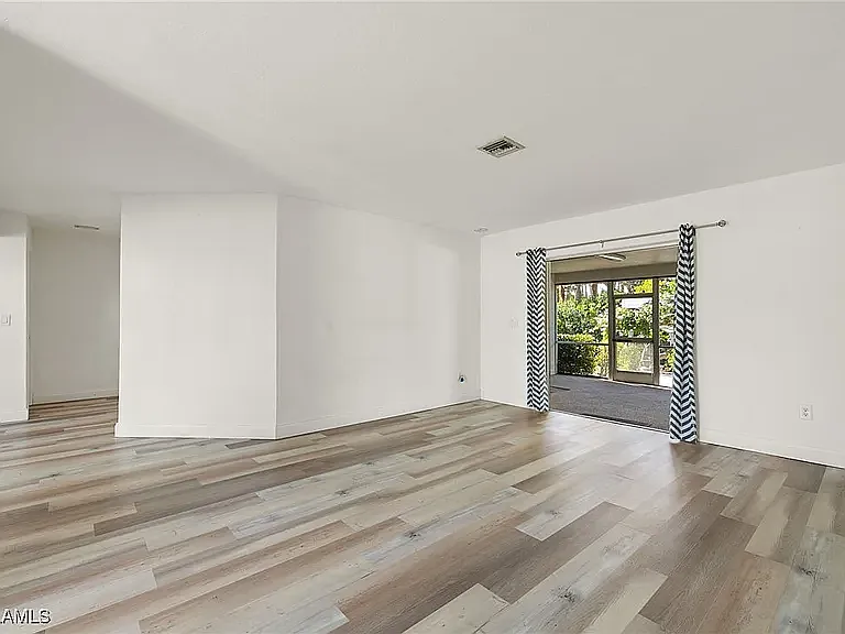 16941 Carolyn Ln — Photo 5