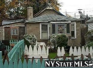 19 Roquette Ave, Elmont, NY 11003