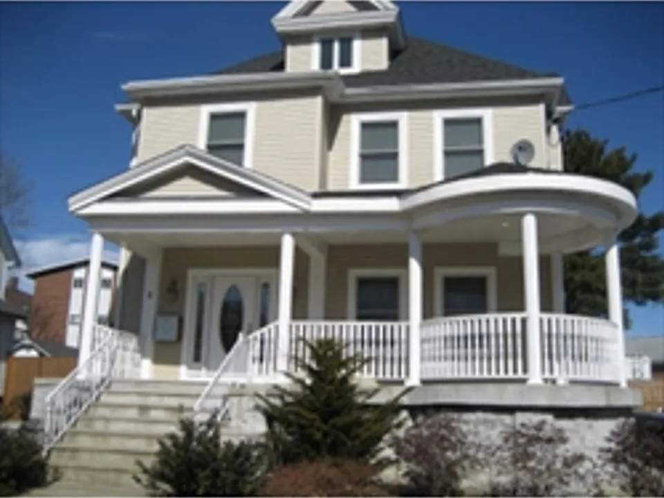 5 Myrtle St
