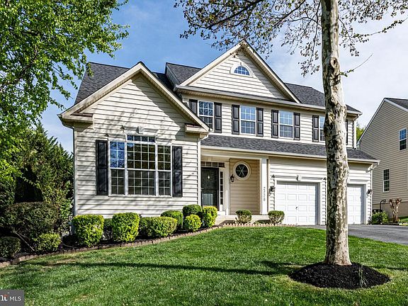 2nd image of 2220 Kaitlins Ct