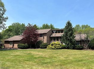 1250 Westview Cir SE, North Canton, OH