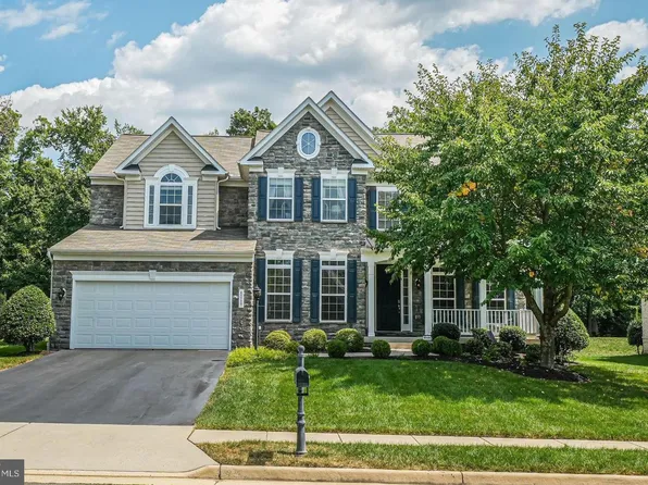 8069 Tysons Oaks Ct, Gainesville, VA 20155