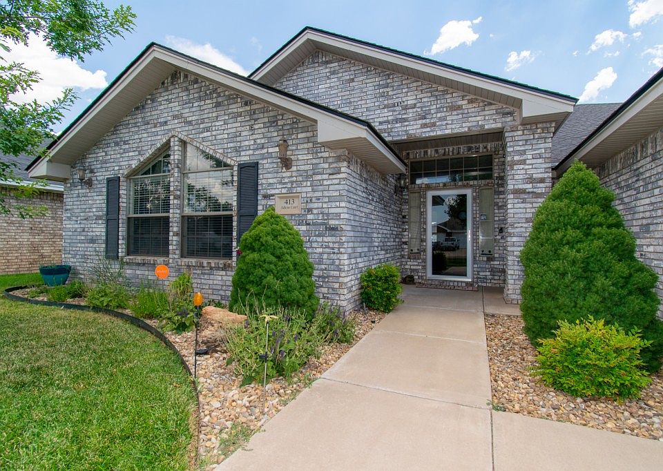 1st image of 413 Adkins Ct