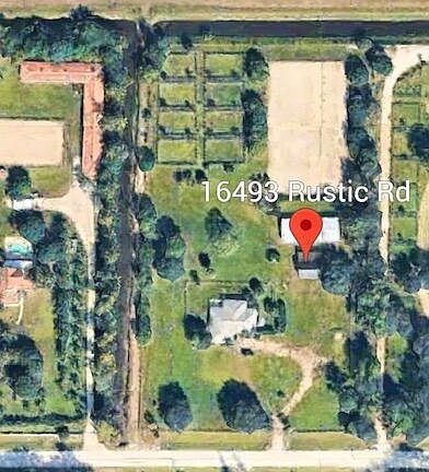 2nd image of 16493 Rustic Rd