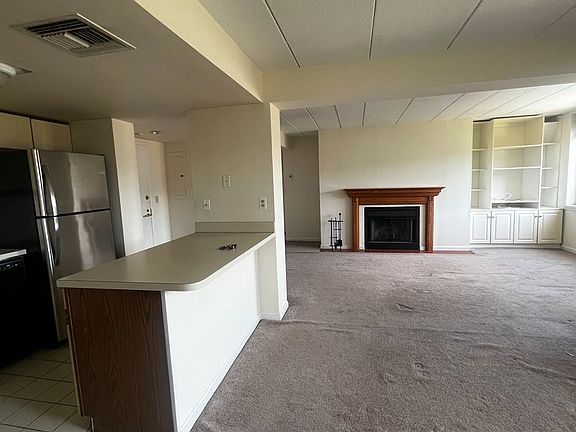 3rd image of 85 Brainerd Rd APT 411A