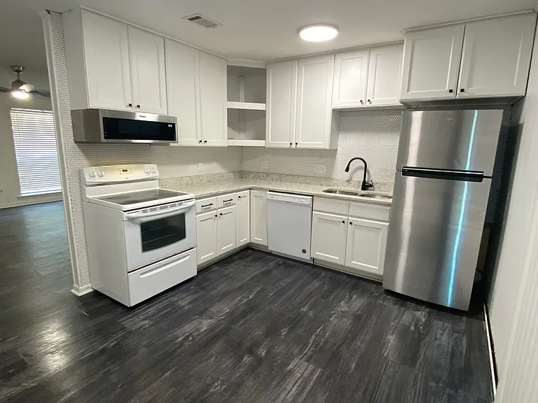 4743 Frontier Rd — Photo 12