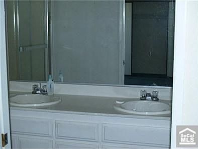 2nd image of 1526 Shady Oaks Dr