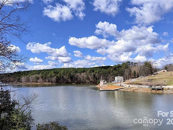 2nd image of 42 Peaceful Cove Ct