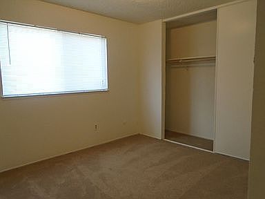 5th image of 4018 Ward Ave