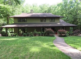 105 Woodland Pl, Morganton, NC 28655