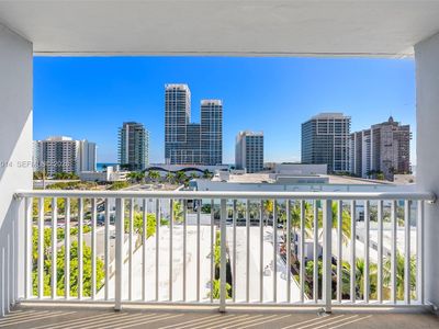 6855 Abbott Ave APT 801, Miami Beach, FL, 33141