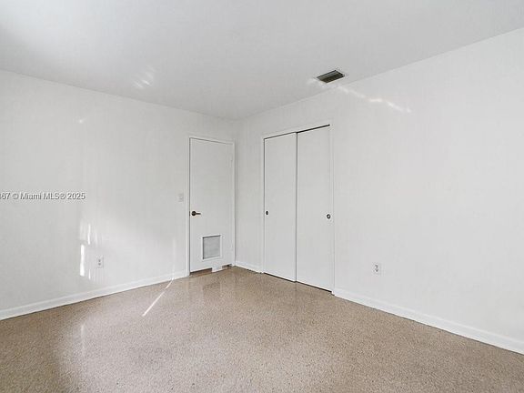 5th image of 50 NE 45th Ct #50