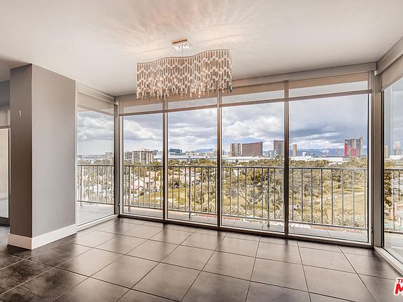 3rd image of 3111 Bel Air Dr Unit 8C
